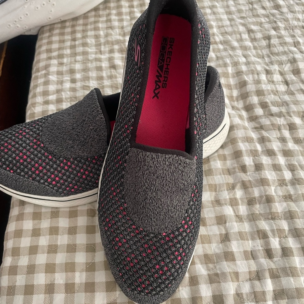 Skechers women go walk